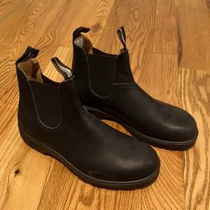 BLUNDSTONE Black Elastic Sided Boot Lined Size USA 11 (Size 10 AUS/UK)